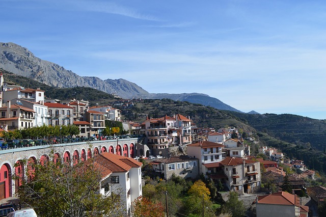 Overnatting under en privat rundreise på Peloponnes og fastlands-Hellas