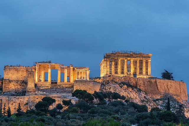 Athens private night tour with illuminated Acropolis