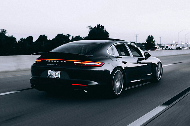 Luxury private car rental in Greece