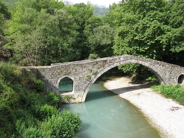 Mainland Greece tour featuring Delphi, Meteora, Mount Olympus and Zagori